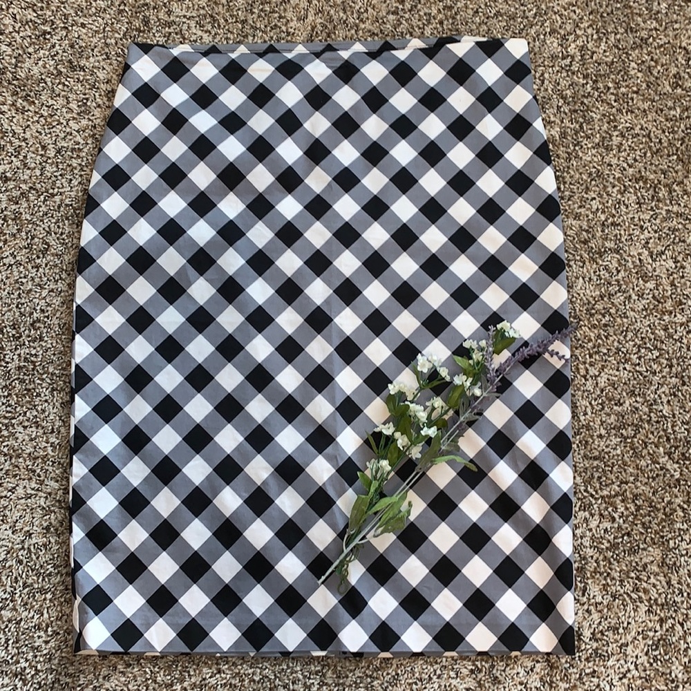 7TH Avenue Black White Plaid Straight Skirt 16